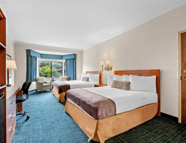 05345_BW_Monterey_CA_PQQ_1_s